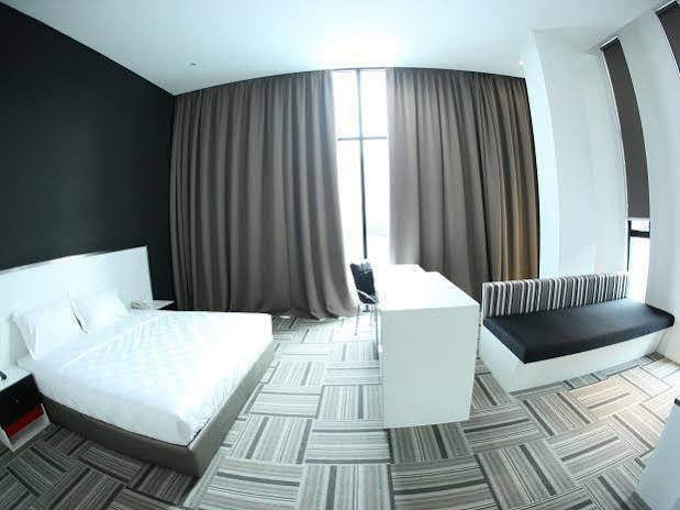 Beverly Hotel Taiping Exterior photo